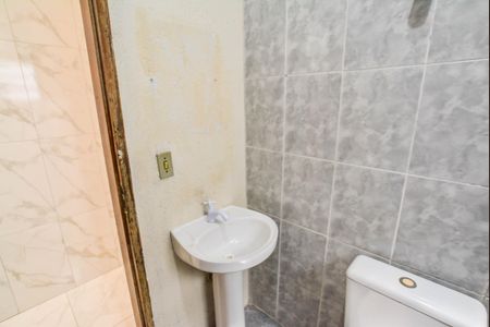 Casa para alugar com 70m², 3 quartos e sem vagaBanheiro