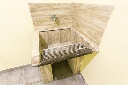 Casa para alugar com 70m², 2 quartos e 1 vagaÁrea de Serviço