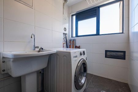 Apartamento à venda com 73m², 1 quarto e 1 vaga Apartamento à venda com 73m², 1 quarto e 1 vagaLavabo