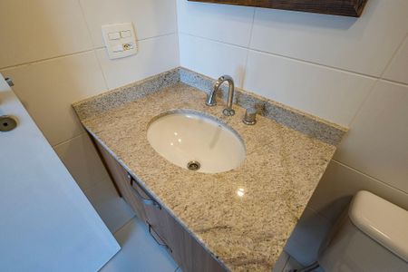 Apartamento à venda com 73m², 1 quarto e 1 vaga Apartamento à venda com 73m², 1 quarto e 1 vagaBanheiro