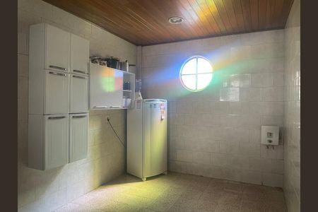 Casa para alugar com 2 quartos, 150m² em Centro, Mesquita