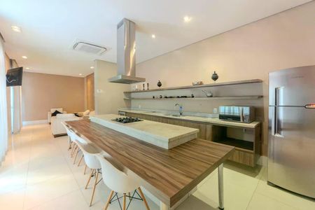 Apartamento à venda com 34m², 1 quarto e 1 vagaCozinha moderna com iluminação natural e equipamentos de alta qualidade.