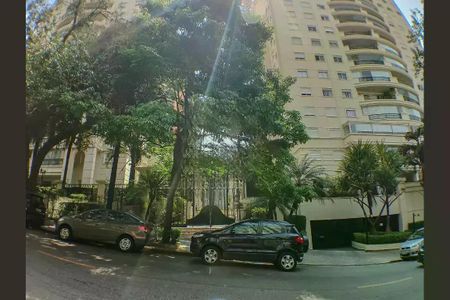 Apartamento à venda com 126m², 4 quartos e 4 vagas