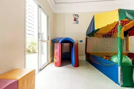 Apartamento à venda com 126m², 4 quartos e 4 vagas