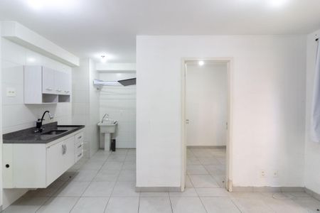 Sala de apartamento para alugar com 2 quartos, 38m² em Jurubatuba, São Paulo