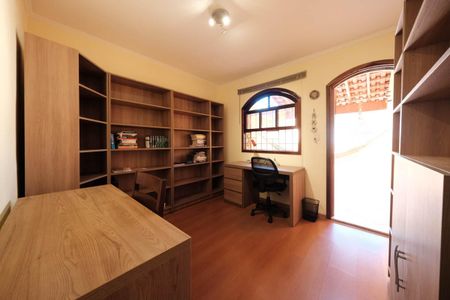 Quarto 1 de casa à venda com 2 quartos, 100m² em Parque Savoi City, São Paulo