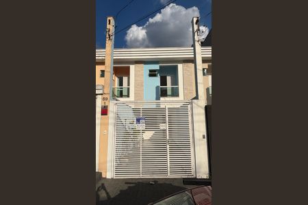 Casa para alugar com 115m², 2 quartos e 1 vagaFachada