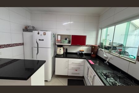Casa para alugar com 115m², 2 quartos e 1 vagaCozinha