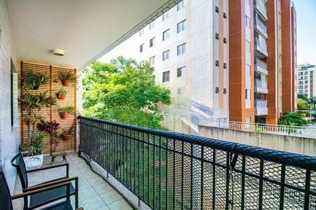 Apartamento à venda com 107m², 3 quartos e 2 vagas