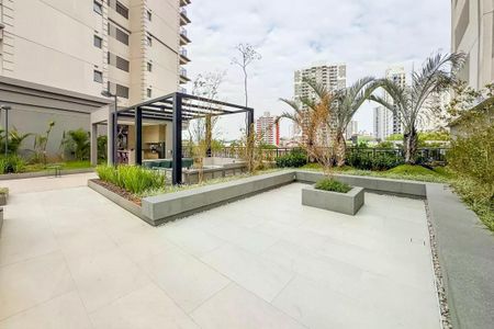 Apartamento à venda com 28m², 1 quarto e sem vagaPatio com churrasqueira e varanda com vista para a cidade.