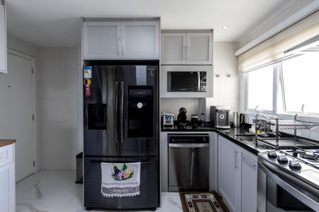 Apartamento à venda com 159m², 4 quartos e 3 vagasCozinha