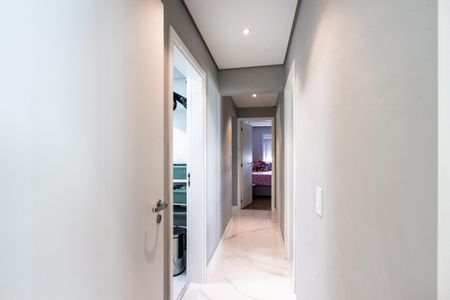 Apartamento à venda com 159m², 4 quartos e 3 vagasCorredor
