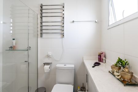 Apartamento à venda com 159m², 4 quartos e 3 vagasBanheiro do Corredor