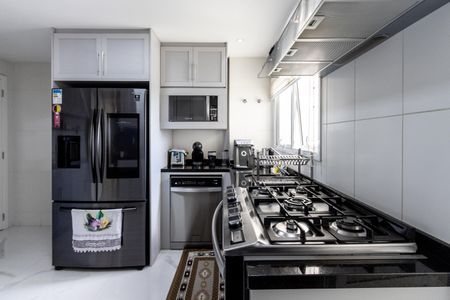 Apartamento à venda com 159m², 4 quartos e 3 vagasCozinha