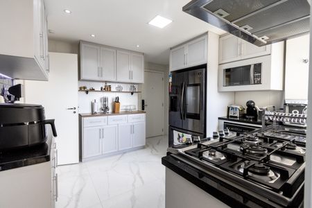 Apartamento à venda com 159m², 4 quartos e 3 vagasCozinha