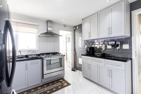 Apartamento à venda com 159m², 4 quartos e 3 vagasCozinha