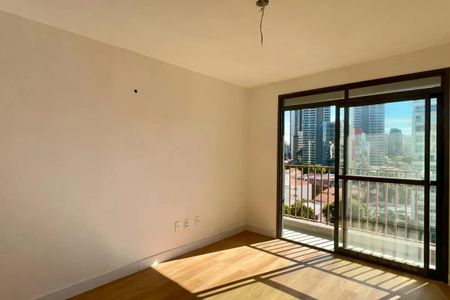 Apartamento à venda com 25m², 1 quarto e sem vagaQuarto com vista para a cidade, com janela grande e iluminação natural.