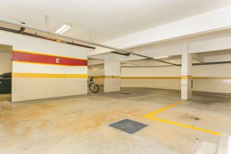 Apartamento à venda com 230m², 4 quartos e 5 vagas
