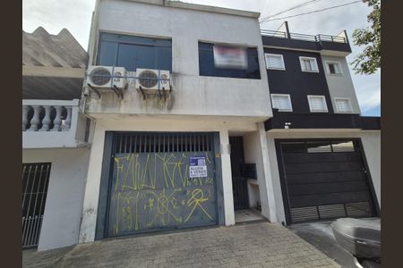 Casa para alugar com 125m², 3 quartos e 5 vagasFachada