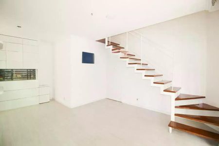 Apartamento à venda com 74m², 2 quartos e 1 vaga