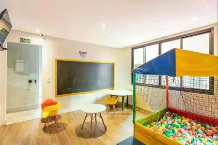 Apartamento à venda com 74m², 2 quartos e 1 vaga