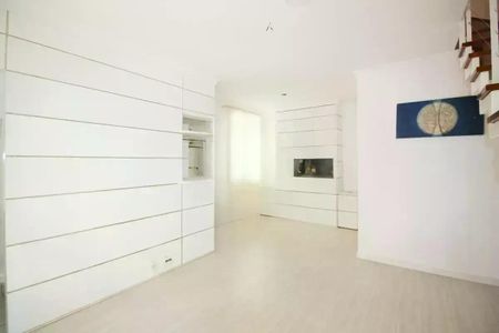 Apartamento à venda com 74m², 2 quartos e 1 vaga