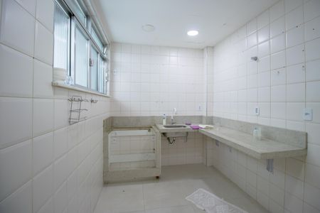 Apartamento à venda com 100m², 3 quartos e sem vagaCozinha