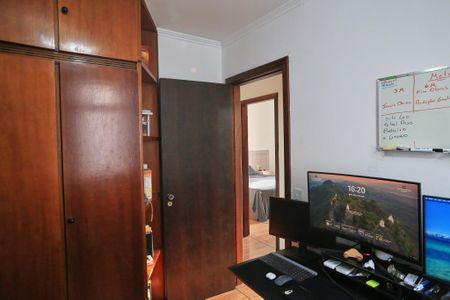 Apartamento à venda com 144m², 3 quartos e 2 vagasQuarto 1