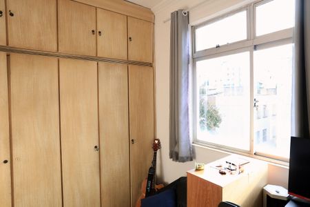 Apartamento à venda com 144m², 3 quartos e 2 vagasQuarto