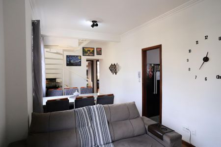 Apartamento à venda com 144m², 3 quartos e 2 vagasSala