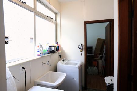 Apartamento à venda com 144m², 3 quartos e 2 vagasÁrea de Serviço