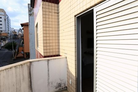 Apartamento à venda com 144m², 3 quartos e 2 vagasVaranda