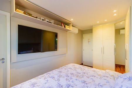 Apartamento à venda com 135m², 4 quartos e 3 vagasSuíte 1