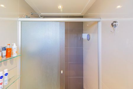 Apartamento à venda com 135m², 4 quartos e 3 vagasBanheiro da Suíte 1