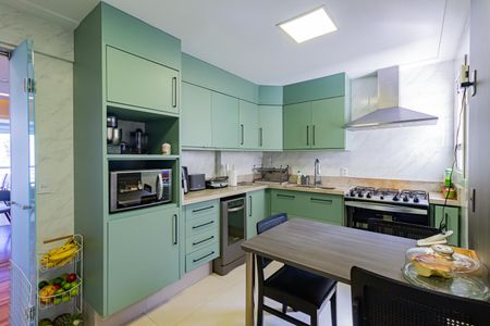 Apartamento à venda com 135m², 4 quartos e 3 vagasCozinha