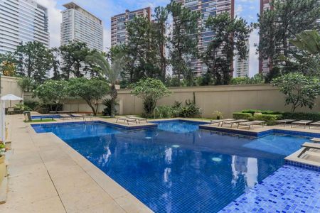 Apartamento à venda com 135m², 4 quartos e 3 vagasÁrea comum - Piscina