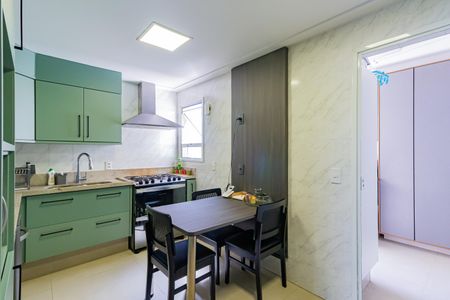 Apartamento à venda com 135m², 4 quartos e 3 vagasCozinha