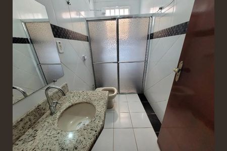 Casa para alugar com 150m², 3 quartos e 2 vagasBanheiro