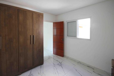 Casa para alugar com 90m², 2 quartos e 1 vaga