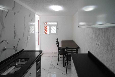 Casa para alugar com 90m², 2 quartos e 1 vaga