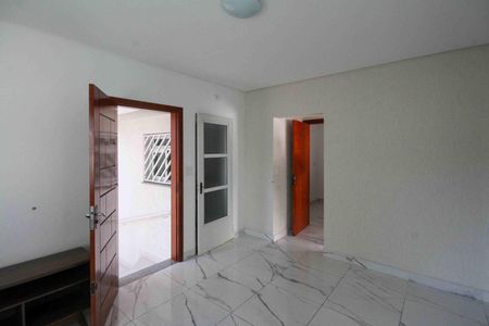 Casa para alugar com 90m², 2 quartos e 1 vaga