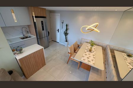 Apartamento à venda com 55m², 2 quartos e 1 vagaFoto 04