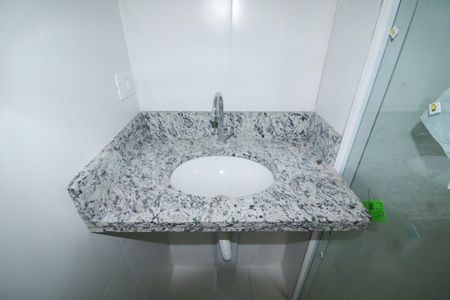 Banheiro de apartamento para alugar com 1 quarto, 26m² em Vila Pauliceia, São Paulo