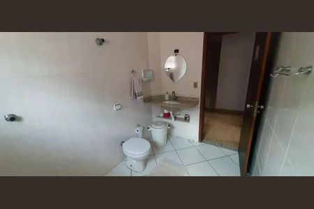 Casa à venda com 4 quartos, 300m² em Imirim, São Paulo