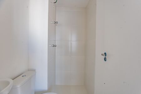 Banheiro de apartamento para alugar com 2 quartos, 20m² em Vila Santo Estefano, São Paulo