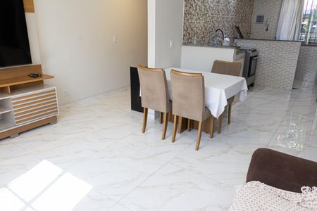 Casa para alugar com 90m², 2 quartos e 1 vagaSala
