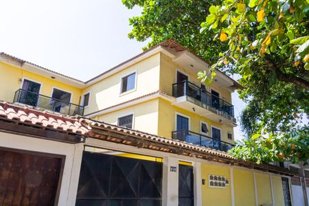 Casa para alugar com 90m², 2 quartos e 1 vagaFachada