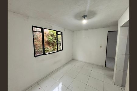 Sala de apartamento para alugar com 2 quartos, 50m² em Conjunto Habitacional Santa Etelvina Iii, São Paulo