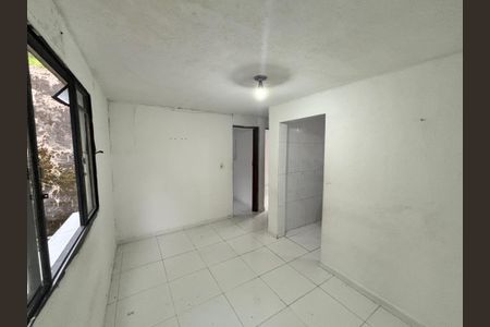 Sala de apartamento para alugar com 2 quartos, 50m² em Conjunto Habitacional Santa Etelvina Iii, São Paulo