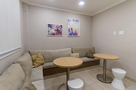 Apartamento para alugar com 40m², 2 quartos e sem vagaÁrea comum - Salão de festas